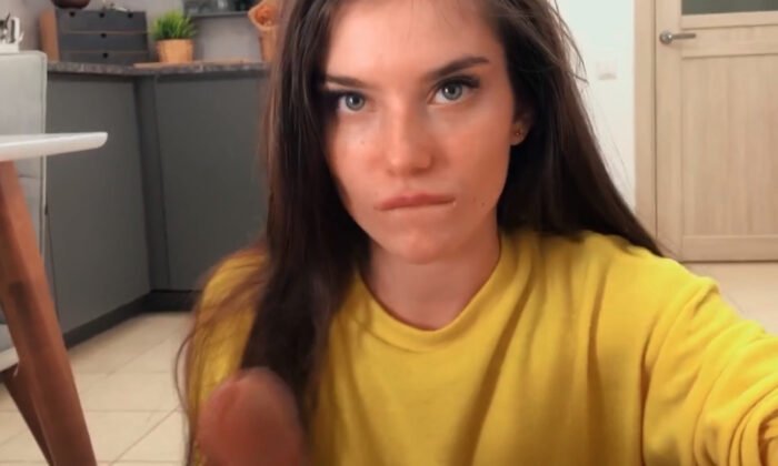 Stefany Kyler in True Amateurs