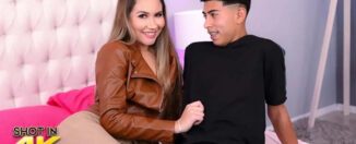 esmeralda-duarte-seducing-her-brother