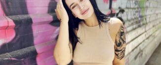 Darsi Devil I Catch An Amazing Brunette