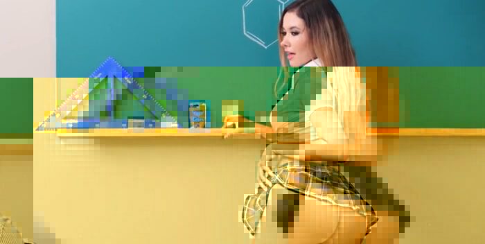 Esmeralda Duarte Sexy student gets special help