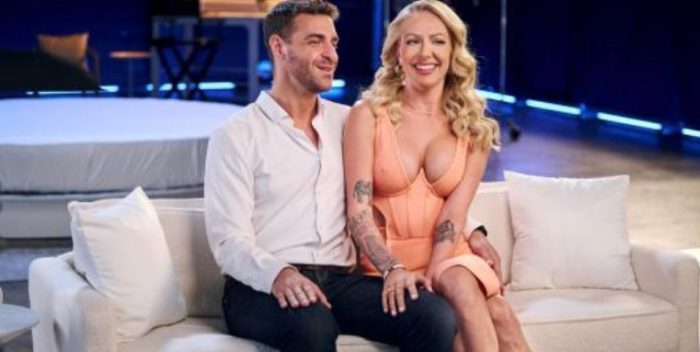 Victoria Rey Cute Blonde Hotwife Gets Fucked Doggystyle